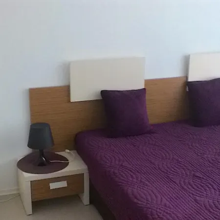 Apartment Rainbow 3-